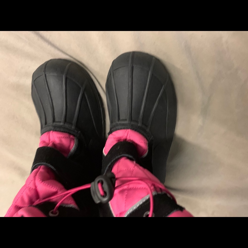 Totes boots - Picture 3 of 5